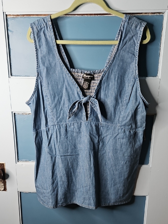 Wrangler Retro Tops - Wrangler Retro Blue Smocked Denim Tank Top XXL
